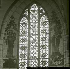 Abb. 11: Nikolaikirche Anklam, Chorfenster und Fresken