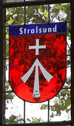 Nikolaikirche Anklam, Hanse-Wappenfenster von Stralsund (*2011)