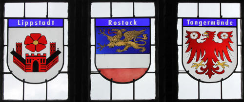 Wappen von Lippstadt, Rostock & Tangermünde (v.l.n.r.)