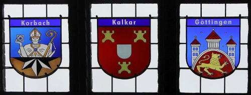 Wappen von Korbach, Kalkar & Göttingen (v.l.n.r.)