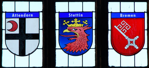Wappen von Attendorn, Stettin & Bremen (v.l.n.r.)